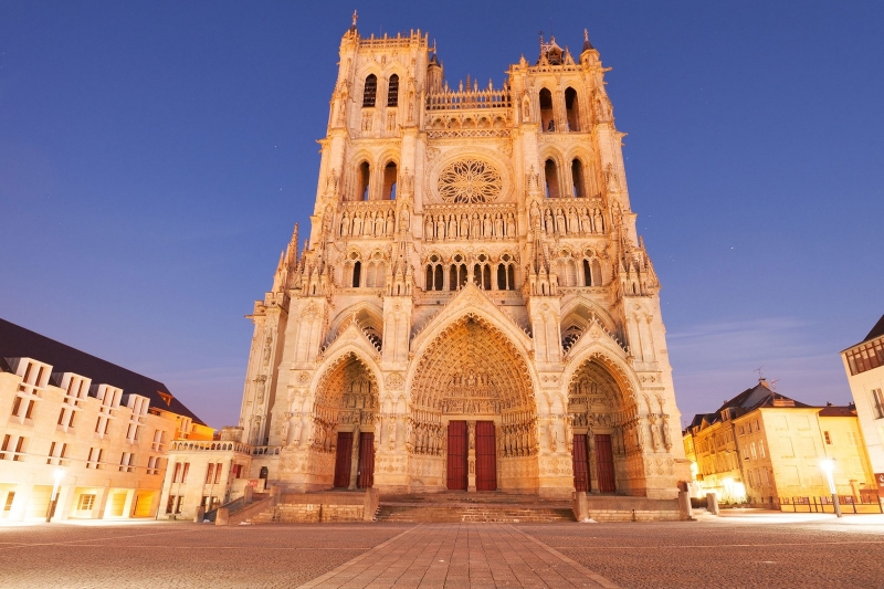8 впечатляющих готических соборов Европы