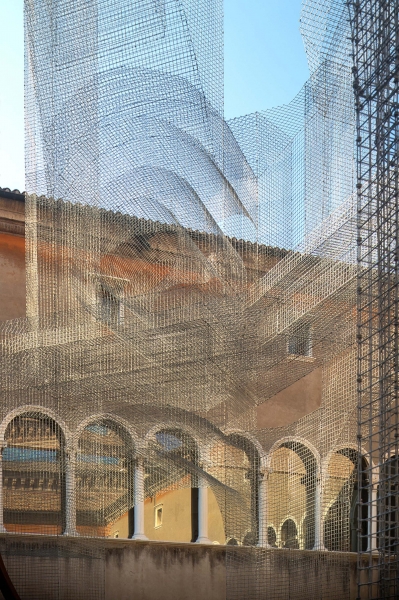 Инсталляция Эдоардо Тресольди в Равенне
