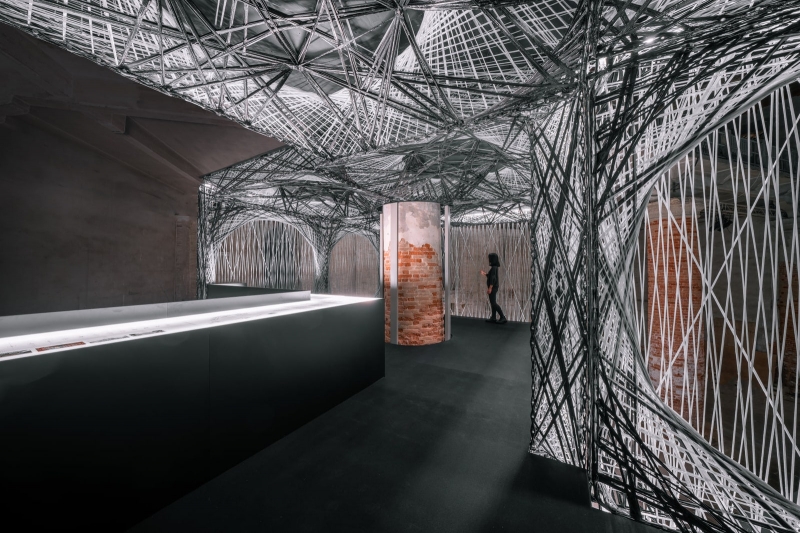 Инсталляция Maison Fiber на Венецианской архитектурной биеннале