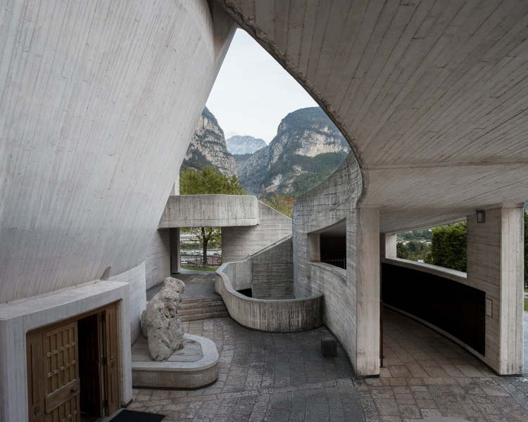 Итальянская архитектура в объективе: новая выставка в Музее дизайна Триеннале