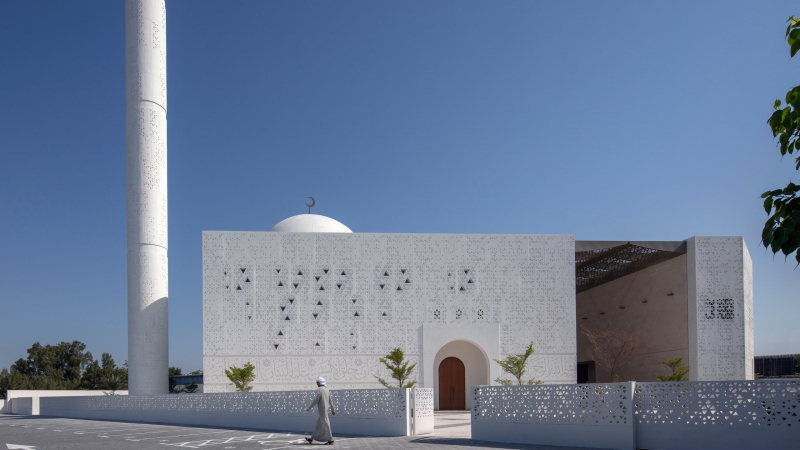Мечеть с ажурным фасадом в Дубае