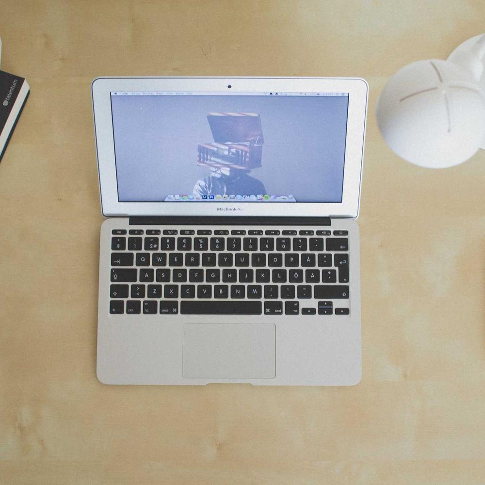 The Psychology of Self-Focus: Building Emotional Intelligence in a Distracted World