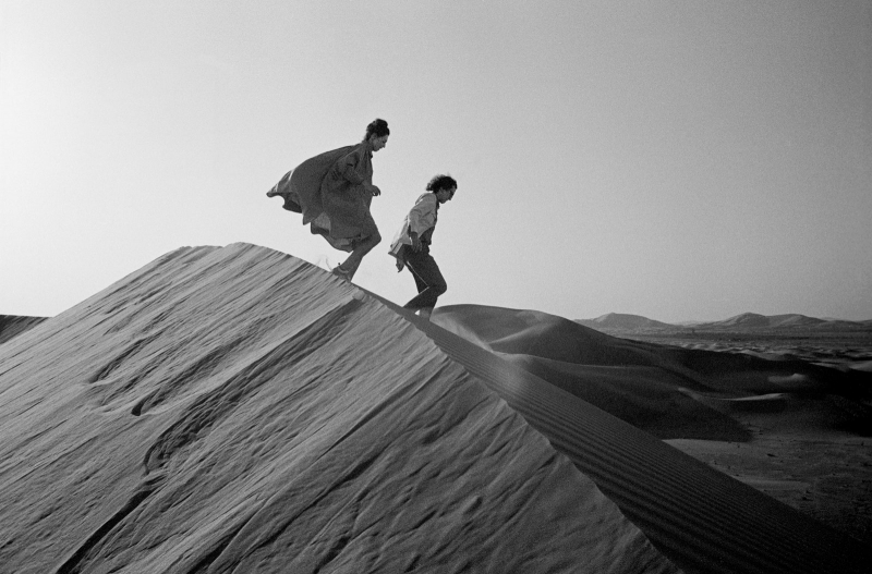 В пустыне ОАЭ возведут скульптуру по проекту Христо Явашева и Жанны-Клод де Гийебон