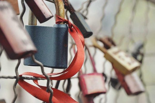 How to Create a Zen Home Office for Maximum Productivity
